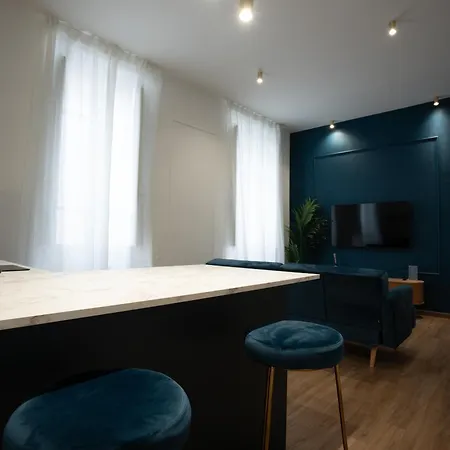 Gli Occhi Di Carolina - Palazzo Carolina Pescara